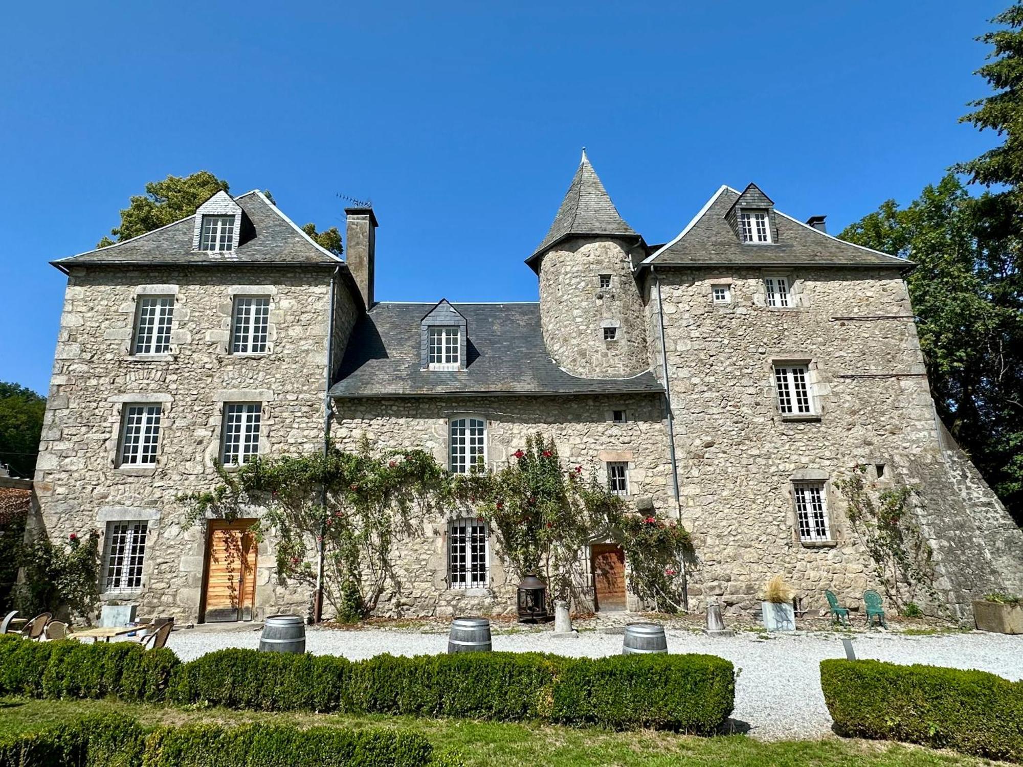 Chateau De La Borde A Ussel, Centre-Ville, Proche Autoroute A89 Ussel  Kültér fotó